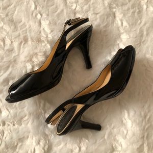 Cole Haan Nike Air Black Patent Peek Toe 4.25” Heels 10.5B